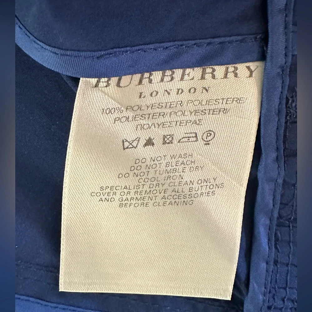π Burberry London Jacket π - Picture 8 of 8